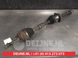 Toyota Avensis Verso Front drive shaft, right O468427 photo 2