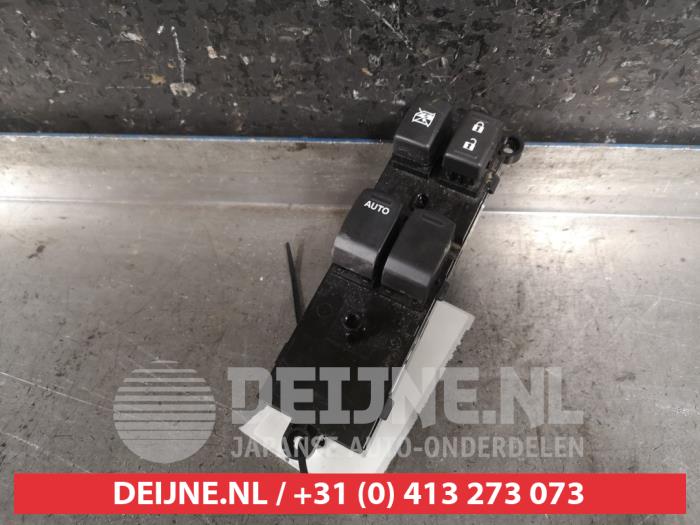 Suzuki Swift Combischakelaar ramen O468823