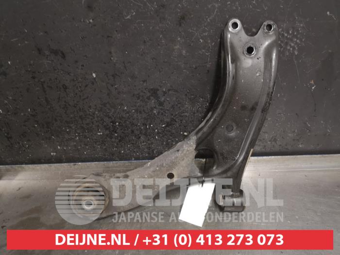 Kia Sportage Draagarm onder links-voor O468914