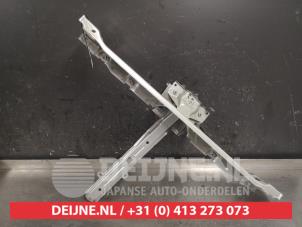 Lexus UX Slotplaat voor O469112 foto 2