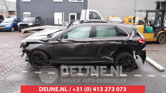 Hyundai I30 Driehoeks Ruit links-achter O469192