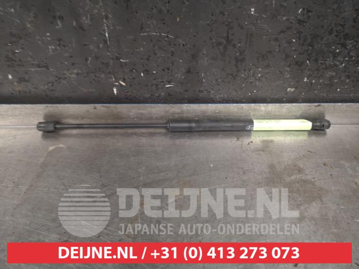 Hyundai I30 Gasdemper links-achter O469194