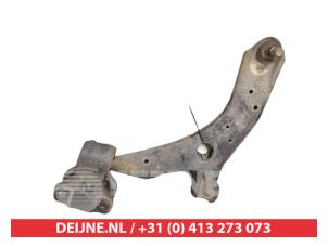 Gebruikte Draagarm onder links-voor Mazda 3 Sport (BL14/BLA4/BLB4) 1.6i MZR 16V Prijs € 40,00 Margeregeling aangeboden door V.Deijne Jap.Auto-onderdelen BV