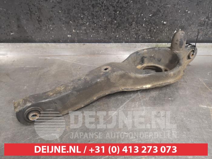 Mazda 3 Draagarm links-achter O469368