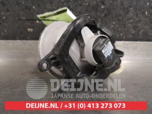 Toyota Hilux Mistlamp links-voor O469528 foto 2