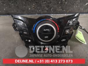 Hyundai Veloster Heater control panel O469600 photo 2