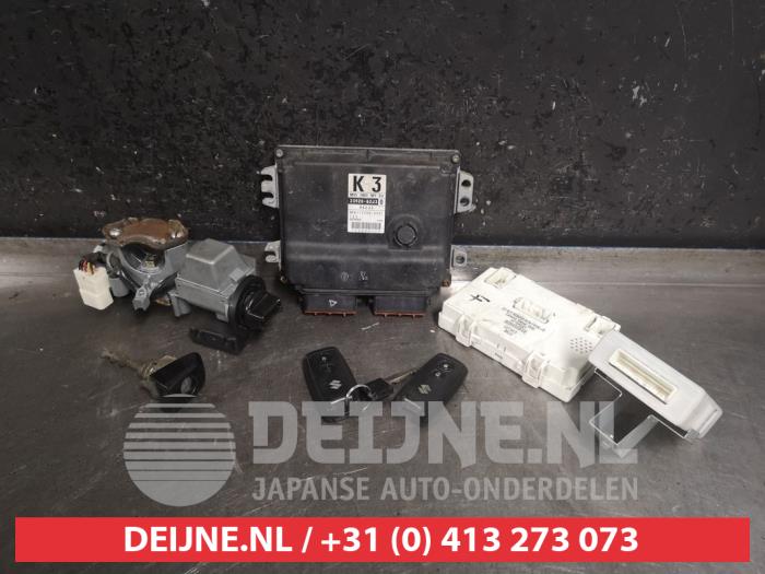 Suzuki Swift Kontaktslot+Sleutel O469689