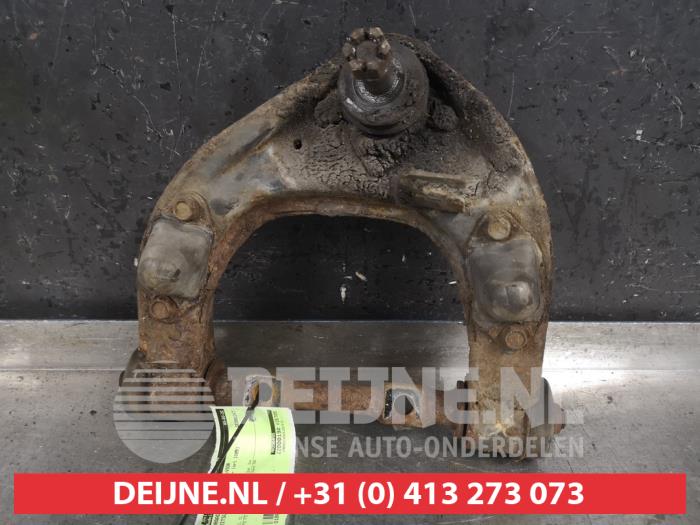 Mitsubishi Pajero Querlenker oben links vorne O469761