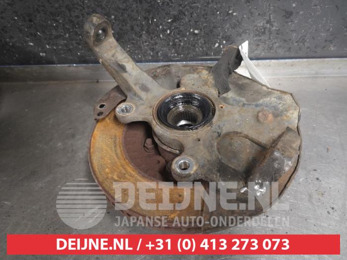 Mitsubishi Pajero Achsschenkel links vorne O469766