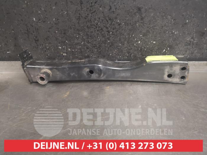 Subframe van een Nissan Qashqai (J11) 1.2 DIG-T 16V 2015