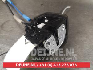 Kia Picanto Front door lock mechanism 4-door, right O470213 photo 2