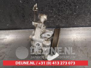 Gebruikte Servopomp Honda Civic Coupé (EJ1/2) 1.5 16V Prijs € 35,00 Margeregeling aangeboden door V.Deijne Jap.Auto-onderdelen BV