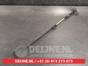 Kia Sorento Gasdämpfer Motorhaube links O470610 foto 2