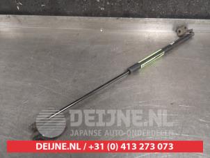 Kia Sorento Bonnet gas strut, right O470612 photo 2