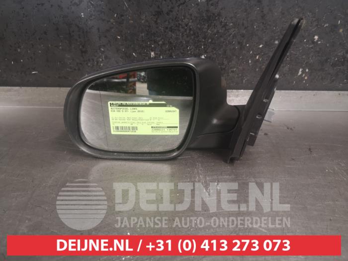 Kia Ceed Buitenspiegel links O471016