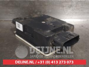 Nissan Navara Brandstofpomp module O471529 foto 2