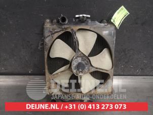 Gebruikte Radiateur Suzuki Alto (SH410) 1.0 GA,GL Prijs € 25,00 Margeregeling aangeboden door V.Deijne Jap.Auto-onderdelen BV