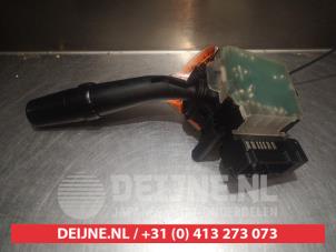 Toyota Avensis Ruitenwis Schakelaar O310313 foto 3