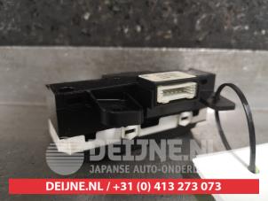 Kia Niro Stoelverstellings Schakelaar O471718 foto 2