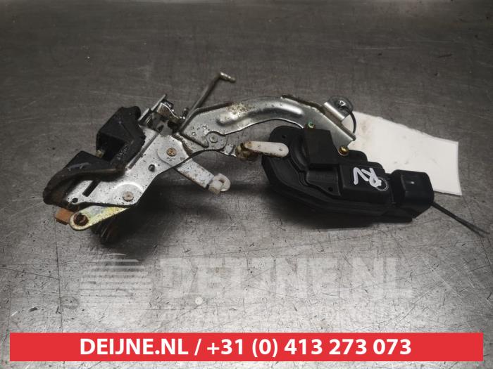 Daihatsu Terios Deurslot Mechaniek 4Deurs rechts-voor O472108