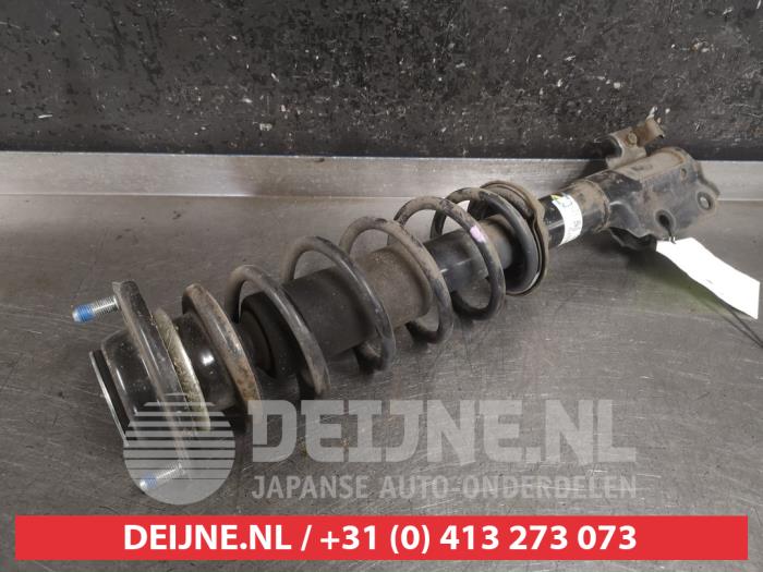 Mitsubishi Space Star Schokdemperpoot links-voor O472125