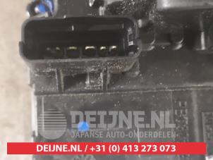 Nissan Note Door lock mechanism 4-door, front left O472273 photo 3