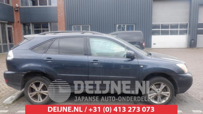 Lexus RX Rear door window 4-door door, rear right O472487