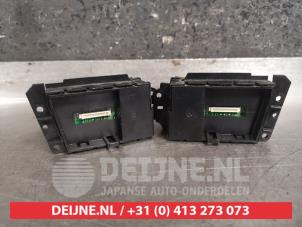 Lexus RX Heater control panel O472497 photo 2