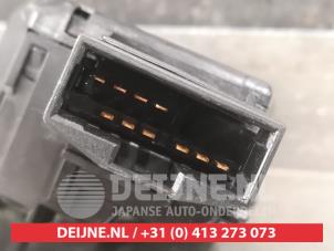 Hyundai I20 Ruitenwis Schakelaar O472864 foto 3