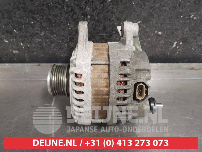 Dynamo van een Nissan Note (E12) 1.5 dCi 90 2015