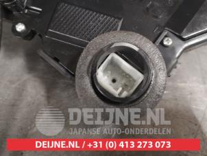 Toyota Yaris Türschlossmechanik 2-türig links O472963 foto 3