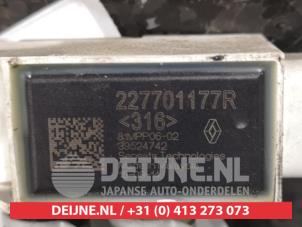 Nissan Note Rußfilter Sensor O472956 foto 2