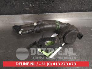Nissan Micra Extra waterpomp O473338 foto 2
