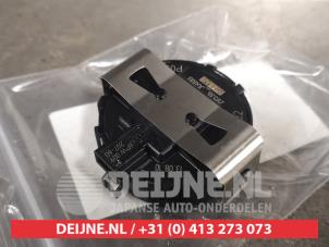 Nissan Murano Regensensor O473827 foto 2