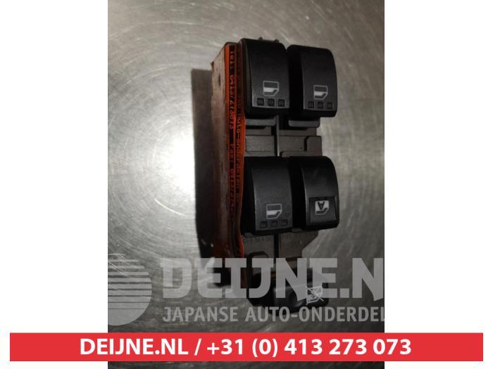 Daihatsu Sirion Combischakelaar ramen O312216