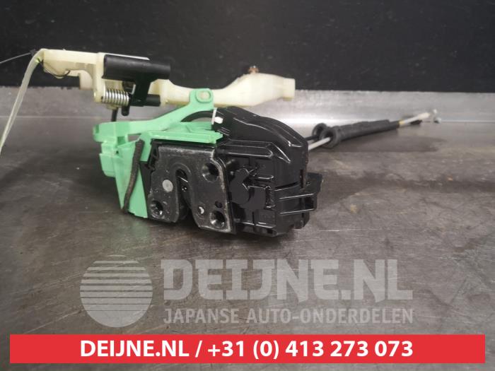 Hyundai I30 Deurslot Mechaniek 4Deurs rechts-achter O474421