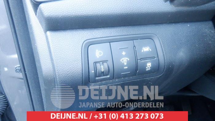 Hyundai I20 ASR schakelaar O474916