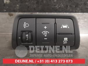 Hyundai I20 ASR switch O474916 photo 2