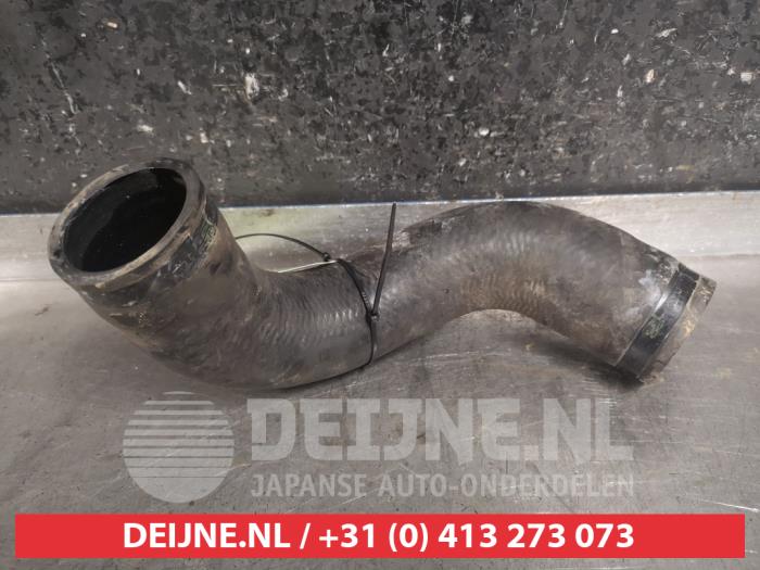 Gebruikte Intercooler Slang Suzuki Swift (ZC/ZD) 1.4 Booster Jet Sport Turbo 16V Prijs € 35,00 Margeregeling aangeboden door V.Deijne Jap.Auto-onderdelen BV