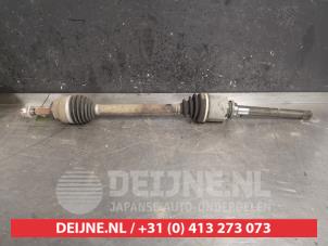 Gebruikte Aandrijfas rechts-voor Mitsubishi Outlander (CW) 2.2 DI-D 16V Clear Tec 4x4 Prijs € 75,00 Margeregeling aangeboden door V.Deijne Jap.Auto-onderdelen BV