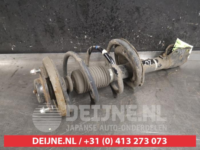 Mitsubishi Outlander Stoßdämpferstrebe links vorne O475505