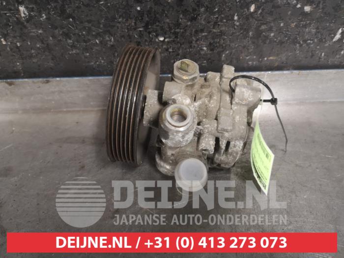Gebruikte Servopomp Mitsubishi Outlander (CW) 2.2 DI-D 16V Clear Tec 4x4 Prijs € 35,00 Margeregeling aangeboden door V.Deijne Jap.Auto-onderdelen BV