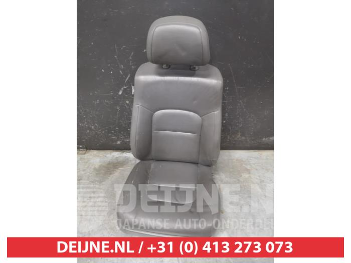 Toyota Landcruiser Stoel rechts O475627