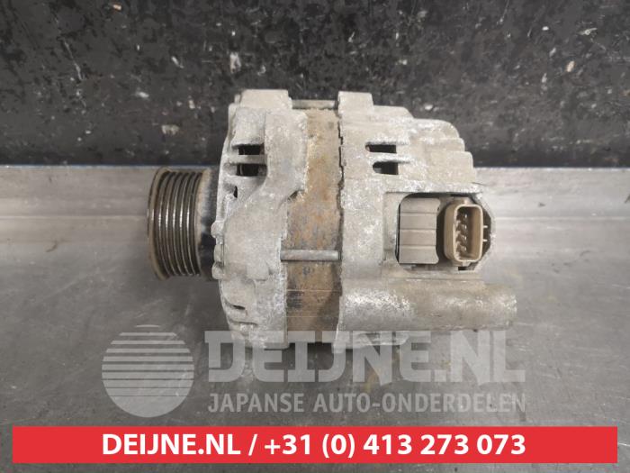 Gebruikte Dynamo Mitsubishi Outlander (GF/GG) 2.2 DI-D 16V Clear Tec 4x4 Prijs € 50,00 Margeregeling aangeboden door V.Deijne Jap.Auto-onderdelen BV