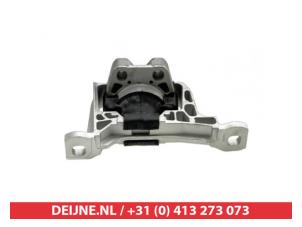 Nieuwe Motorsteun Mazda 3 Prijs € 60,50 Inclusief btw aangeboden door V.Deijne Jap.Auto-onderdelen BV