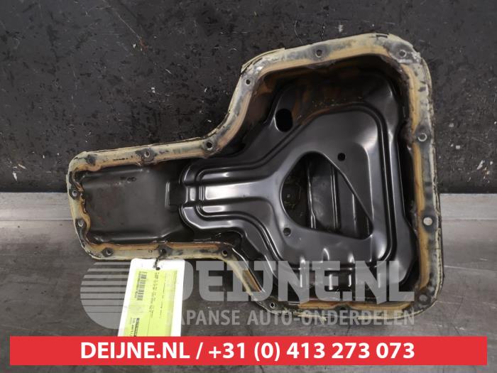 Gebruikte Carterpan Toyota Corolla (E12) 1.6 16V VVT-i Prijs € 35,00 Margeregeling aangeboden door V.Deijne Jap.Auto-onderdelen BV