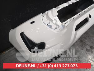 Gebruikte Voorbumper Toyota Hilux VI 2.4 D4D-F 16V 4x4 Prijs € 350,00 Margeregeling aangeboden door V.Deijne Jap.Auto-onderdelen BV