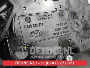 Hyundai Veloster Scheibenwischermotor hinten O476543 foto 2