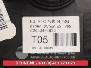 Hyundai Veloster Heater control panel O476549 photo 3