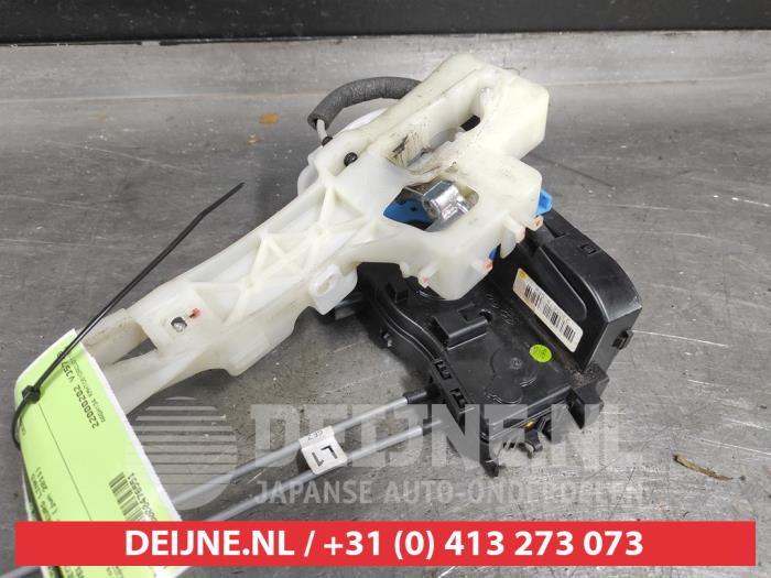Hyundai Veloster Deurslot Mechaniek 2Deurs links O476551